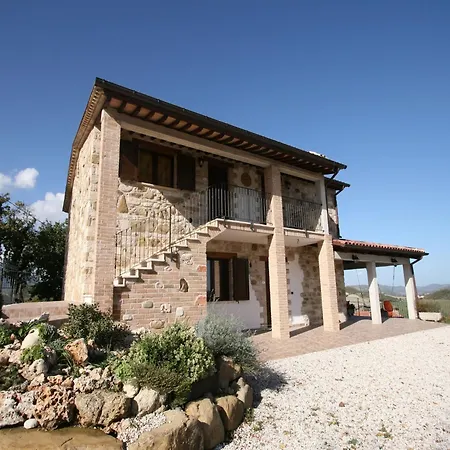 Timeless In With Garden And Swimming Pool * Cagli