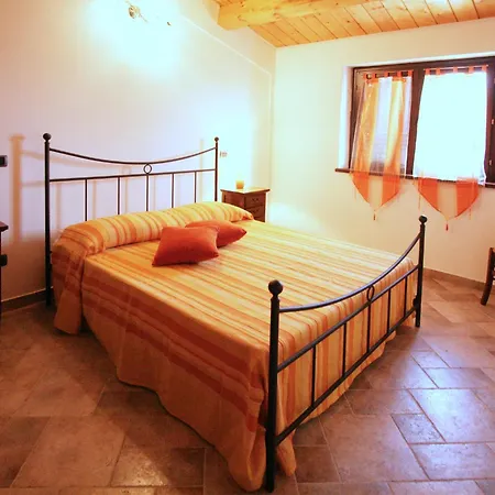 Villa Timeless In With Garden And Swimming Pool