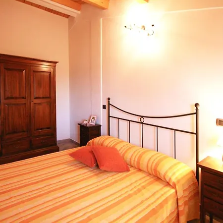Villa Timeless In With Garden And Swimming Pool